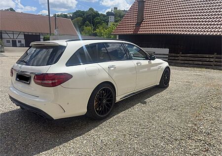 Mercedes-Benz C 63 AMG Mercedes-AMG C 63 T S Mercedes-AMG S