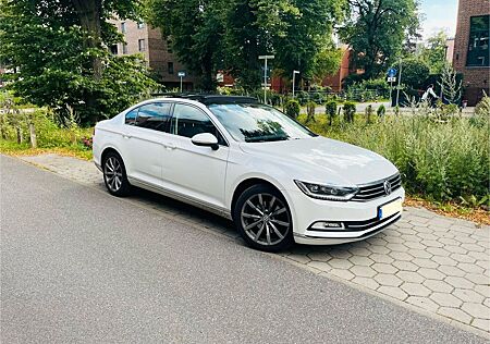 VW Passat Volkswagen 2.0 VOLL Tüv 2026 Scheck. Digital