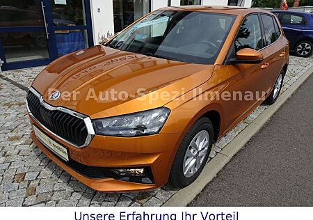 Skoda Fabia Style+LED+PDC+DAB+Fin.ab 3,99%+1 Hand !+!+