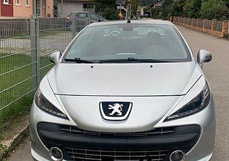 Peugeot 207 CC Platinum 150 THP Platinium