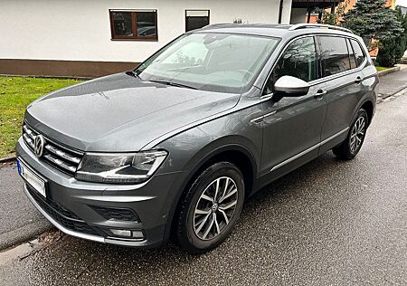 VW Tiguan Allspace Volkswagen 2.0 TDI SCR Comfortline Comf...