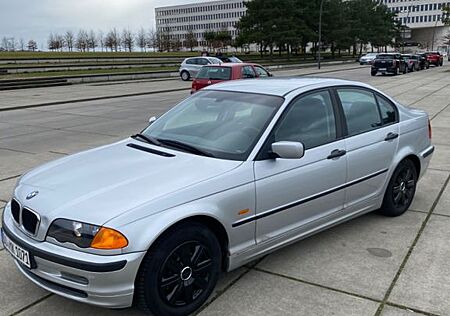 BMW 318i E46, E46 Limousine