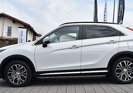 Mitsubishi Eclipse Cross 4WD / Pano / AHK / Leder