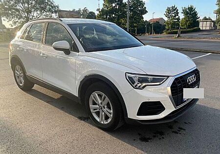 Audi Q3 40 TFSI quattro S tronic S line S line