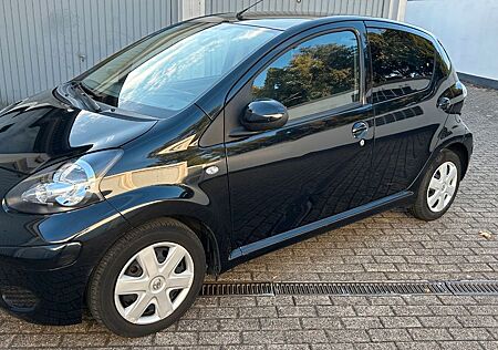 Toyota Aygo (X) Aygo 1,0 Edition / Klima / 2.Hd.