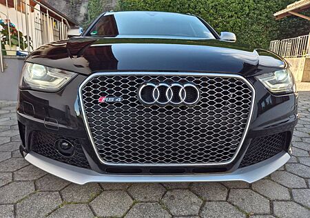 Audi RS4 4.2 FSI S tronic quattro Avant V8