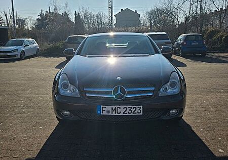 Mercedes-Benz CLS 350 CDI - CLS 320 CDI