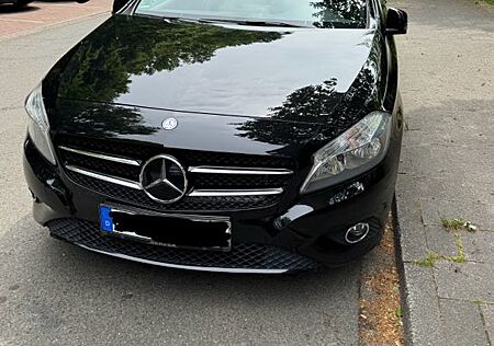 Mercedes-Benz A 180 Scheckheftgepflegt, TOP erhalten