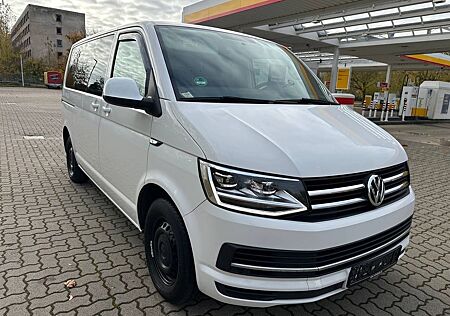 VW T6 Multivan Volkswagen 2.0 TDI DSG LED