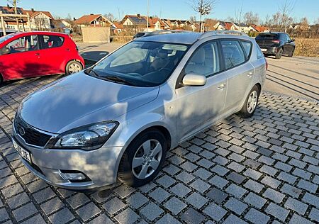 Kia Cee'd Sportswagon Cee'd SW Kombi 1.6 CVVT Vision 125PS