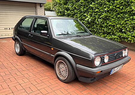 VW Golf Volkswagen II 2 GTI 1.8 Schiebedach