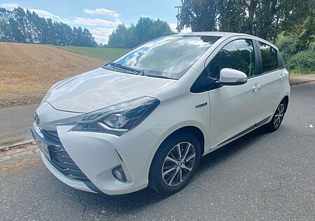 Toyota Yaris Hybrid Y20