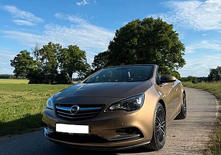 Opel Cascada 2.0 CDTI 121kW rotes Verdeck!