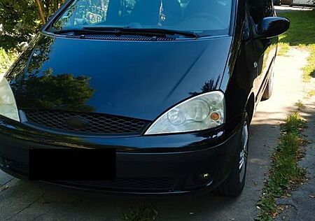 Ford Galaxy 2.3 Benziner - 7-Sitzer