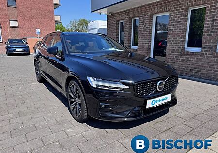 Volvo V60 B4 Ultra Dark HUD Pano AHK B&W Nappa perfori