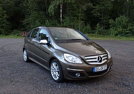 Mercedes-Benz B 180 BlueEFFICIENCY 82tkm