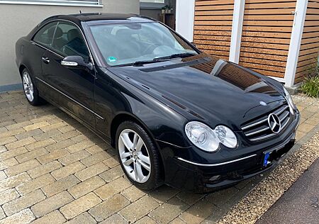 Mercedes-Benz CLK 220 CDI AVANTGARDE, wenig km, guter Zustand