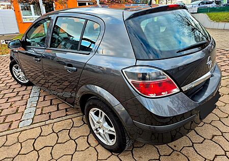 Opel Astra 1.6 L Cosmo 85kW TÜV NEU 11.2027