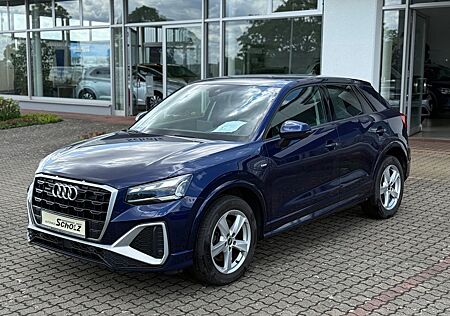 Audi Q2 35 TDI quattro S line Matrtix, Kamera, DAB