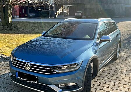 VW Passat Alltrack Volkswagen 2.0 TDI SCR 176kW DSG BMT 4M...