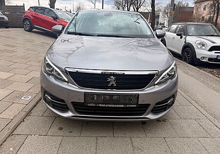 Peugeot 308 3081.2 e-THP/PureTech Active PDC NAVI Klima