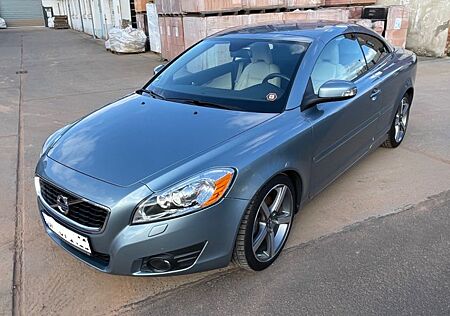 Volvo C70 T5 Geartronic Summum