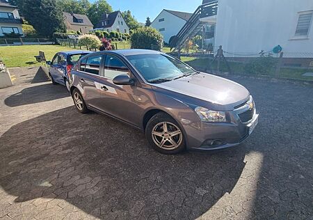 Chevrolet Cruze 1.6 Benziner -
