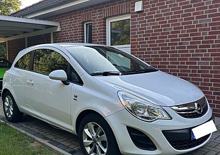 Opel Corsa 1.4 Active TÜV bis 09/26 inkl. Winterräder