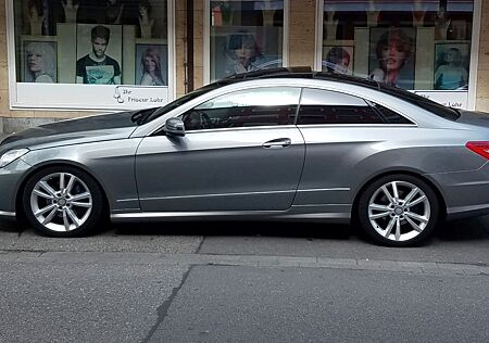 Mercedes-Benz E 250 Coupé BlueEFFICIENCY AVANTGARDE ...