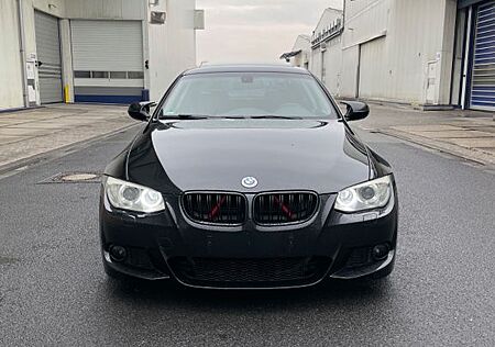BMW 320i Lci Coupé -
