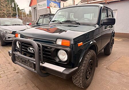 Lada Niva 4x4 MD 2020 AHK MS Versiegelung BF Goodrich