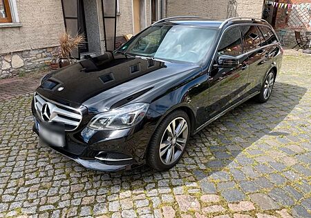 Mercedes-Benz E 300 T -