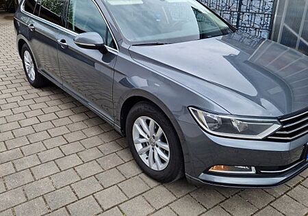 VW Passat Variant Volkswagen 2.0 TDI SCR Trendline Variant...