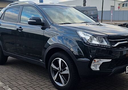 SsangYong Korando Sapphire, Automatikgetr/Navi+Kamera+Scheckheft.