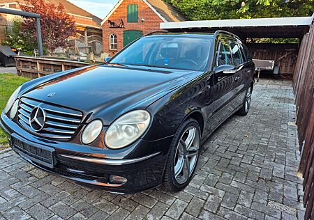 Mercedes-Benz E 280 T AVANTGARDE