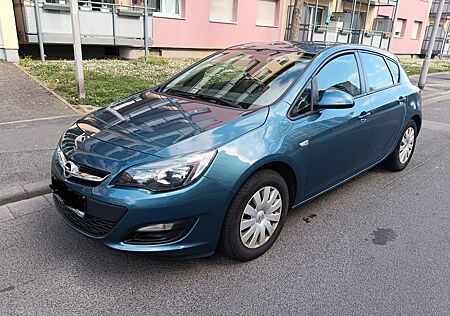 Opel Astra 1.6 Diesel 81kW Edition EURO 6 KLIMA TÜV