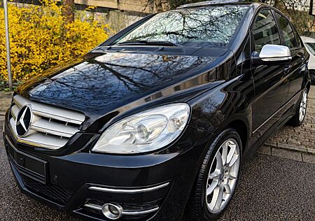 Mercedes-Benz B 180 B CDI*Sport-Paket* Panorama-Dach*PDC