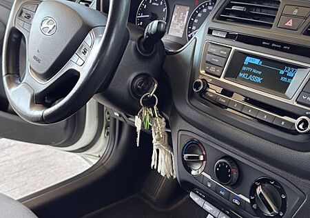 Hyundai i20 1.2 blue Trend Trend
