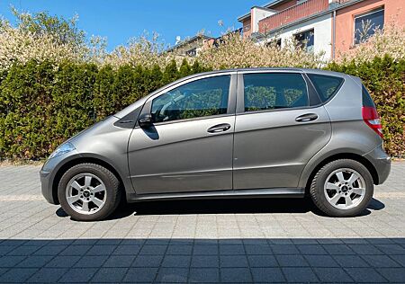 Mercedes-Benz A 150 AVANTGARDE Polar Star AVANTGARDE Polar...