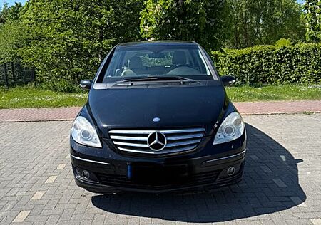 Mercedes-Benz B 200 Turbo -