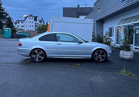 BMW E46 320i Coupé