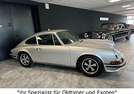 Porsche 911 Urmodell 911 T 2.4 Coupe US mit seltener Ölklappe