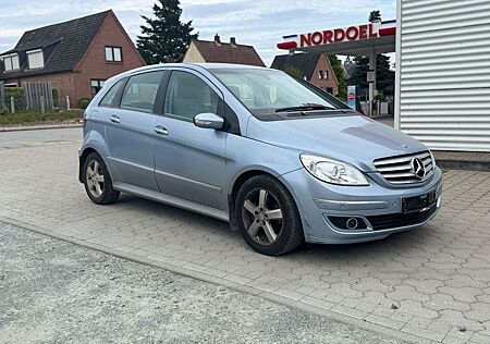 Mercedes-Benz B 200 Turbo -