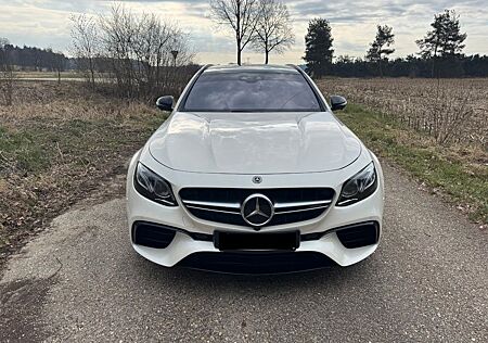 Mercedes-Benz E 63 AMG E63 S 4MATIC+ T *Pano*Head*Massage*SportAGA*360°
