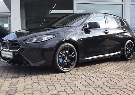 BMW M135 xDrive Hatch/Head-Up/HK/DAB/LED/AHK/Lhz