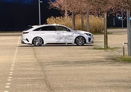Kia Pro_ceed pro_cee'd / ProCeed 1.6 T-GDI DCT GT GT