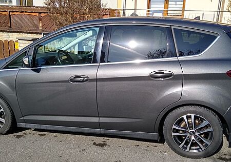 Ford C-Max 1,0 EcoBoost 92kW Titanium Titanium