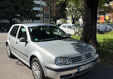 VW Golf Volkswagen 1.4 Basis Basis