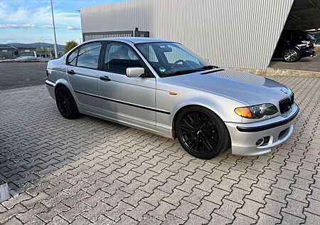 BMW 318i -