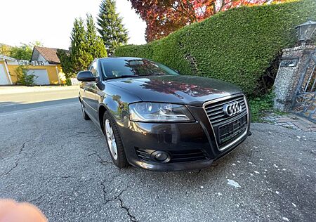 Audi A3 1.4 TFSI Sportback LED/AHK